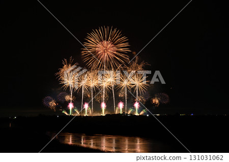 四大煙火製造商的盛宴<2025年利根川煙火節> 131031062