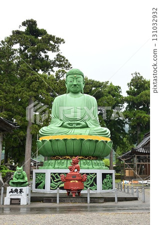 Shogawa Great Buddha (Toyama Prefecture) 131032932
