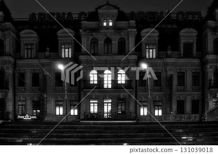 Old Kiev: city architecture, black and white photo Old Kiev: city architecture, black and white photo 131039018