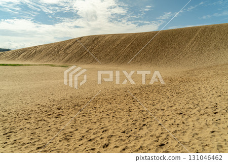 Tottori sand dunes Tottori sand dunes 131046462