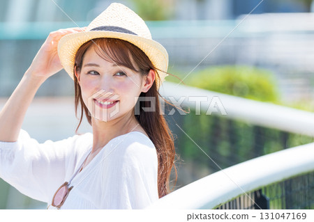 A young woman who enjoys traveling A young woman who enjoys traveling 131047169