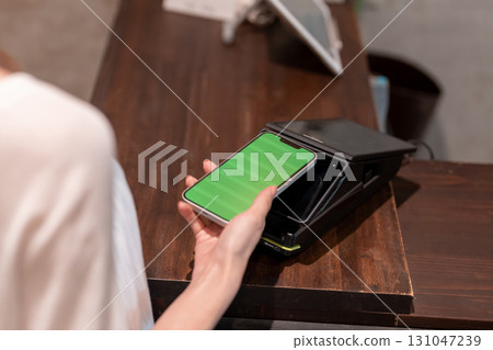 智能手機支付無現金 131047239