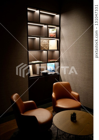 豪華飯店內美麗的休息室。兼具寧靜與舒適的高品質空間。 131047331