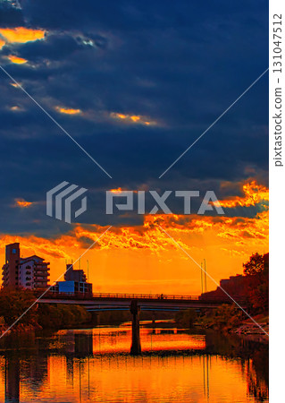 A city stained in sunset A city stained in sunset 131047512