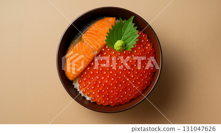 烤鮭魚和鮭魚子海鮮蓋飯日本料理介紹 131047626