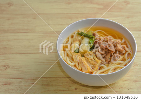 與烏冬面的肉烏冬面 與烏冬面的肉烏冬面 131049510