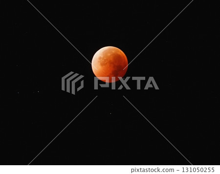 Total lunar eclipse and small stars (20250908034726) Total lunar eclipse and small stars (20250908034726) 131050255