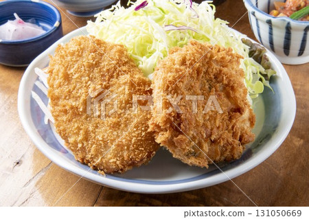 大塊炸丸子 大塊炸丸子 131050669