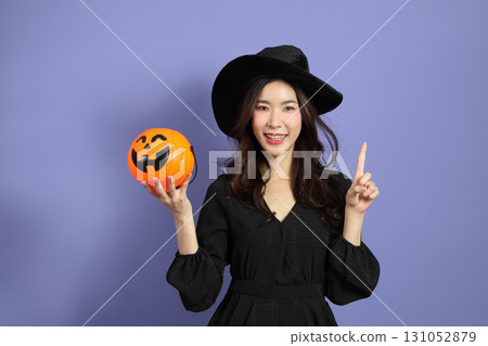 Halloween Woman Halloween Woman 131052879
