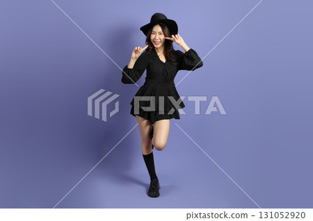 Halloween Woman Halloween Woman 131052920