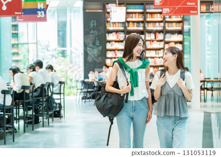 女大學校園生活 131053119