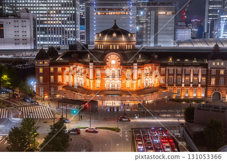 Tokyo: Night view of Tokyo Station and the Marunouchi business district Tokyo: Night view of Tokyo Station and the Marunouchi business district 131053366
