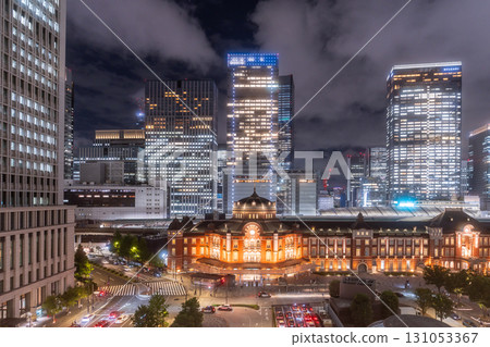 Tokyo: Night view of Tokyo Station and the Marunouchi business district Tokyo: Night view of Tokyo Station and the Marunouchi business district 131053367