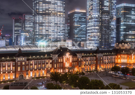 Tokyo: Night view of Tokyo Station and the Marunouchi business district Tokyo: Night view of Tokyo Station and the Marunouchi business district 131053370