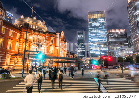 東京：東京車站和丸之內商業區的夜景 131053377