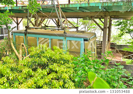 The transfer point for the Omote Rokkosan Line ropeway station "Tenguiwa Station" has been decided to be removed and demolished. 131053488