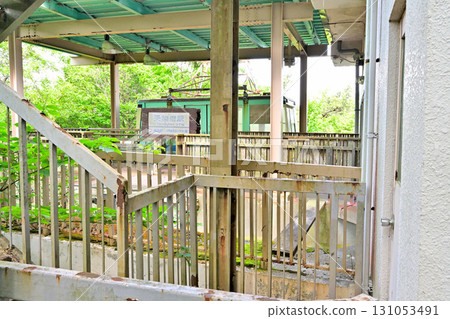 表六甲山線索道站換乘站「天狗岩站」決定拆除。 表六甲山線索道站換乘站「天狗岩站」決定拆除。 131053491