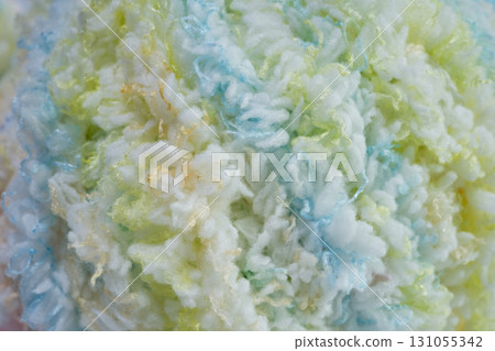 柔和色彩的紗線圖案 131055342