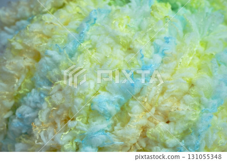 柔和色彩的紗線圖案 131055348