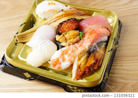 Premium nigiri sushi bento Premium nigiri sushi bento 131056321