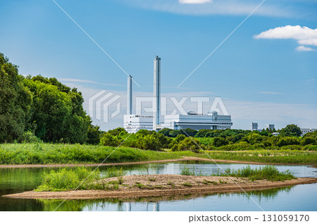 Yodo River riverside scenery, Hirakata City, Osaka Prefecture 131059170