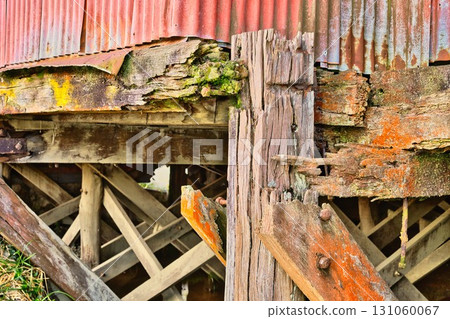 Old Wharf Building Foundations 131060067