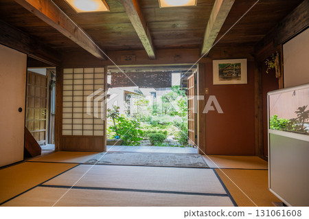 日本兵庫縣赤穗市榮的一座古老而美麗的建築 日本兵庫縣赤穗市榮的一座古老而美麗的建築 131061608