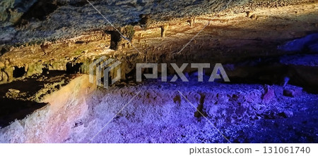 Menfudo Cave, Tenkawa Village, Nara Prefecture, ruins Menfudo Cave, Tenkawa Village, Nara Prefecture, ruins 131061740