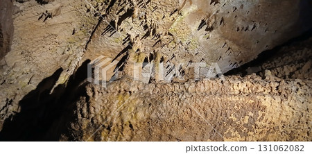 面不動洞，奈良縣，歷史 131062082