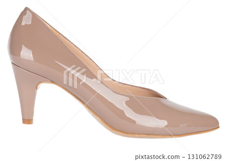 Classic nude patent leather high heel 131062789