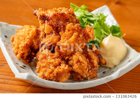 Delicious fried chicken 131063426