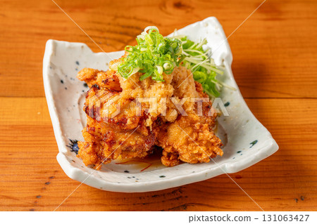 Delicious fried chicken 131063427
