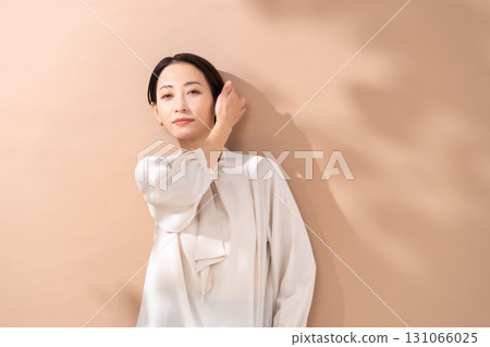 女性肖像 131066025
