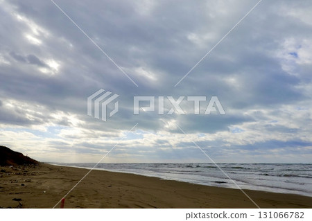 Chirihama Nagisa Driveway - The rising tide washing over the sandy beach, Hakui City, Ishikawa Prefecture 131066782