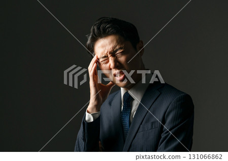 中間人擔心 131066862