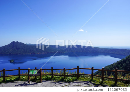 Megumi-dake和Kamuishu島（從木庫湖第三觀景台） 131067083