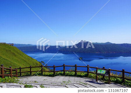 Megumi-dake and Kamuishu Island (From Mu-ku Lake Third Observation Deck) 131067197