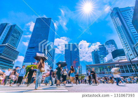 9月17日，日本東京城市景觀。入境旅遊持續進行…澀谷十字路口擠滿了外國遊客。 131067393