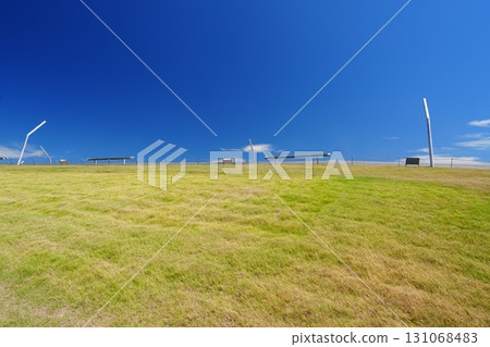 橫濱港 - 從大棧橋碼頭屋頂眺望(鯨魚後方) 橫濱港 - 從大棧橋碼頭屋頂眺望(鯨魚後方) 131068483
