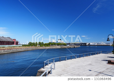 橫濱港海岸風景:象鼻公園、大棧橋碼頭 橫濱港海岸風景:象鼻公園、大棧橋碼頭 131068496
