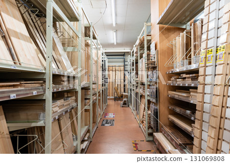 港南三鷹店 - 尋找木材 - 東京都三鷹市野崎 131069808