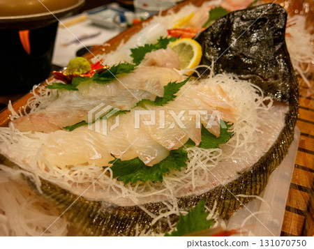 在小船的魚生魚片 131070750