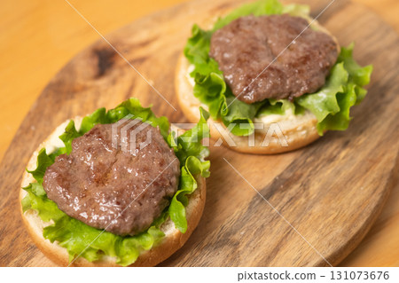 The process of making a handmade hamburger 131073676