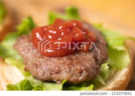 The process of making a handmade hamburger 131073681