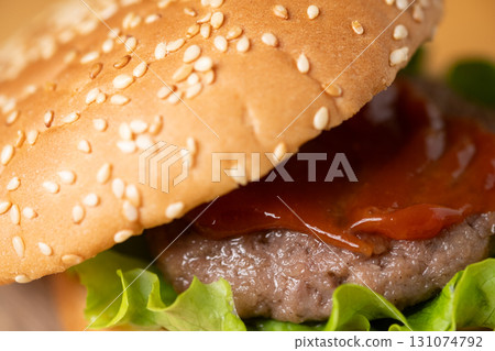 自製漢堡包的圖片 131074792