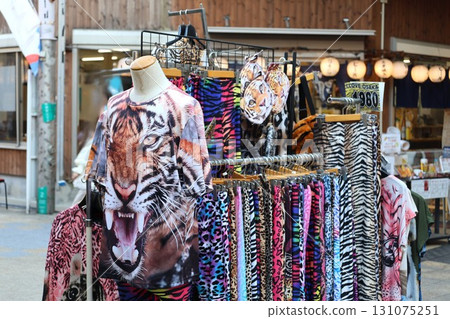 Leopard print clothing, a specialty of Osaka Leopard print clothing, a specialty of Osaka 131075251