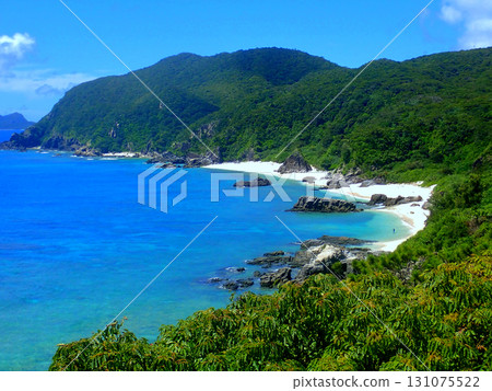 沖繩渡嘉敷島阿波連瞭望台的景色 沖繩渡嘉敷島阿波連瞭望台的景色 131075522
