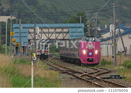 Hamanasu formation Soya express train departing Minami-Wakkanai Kiha 261 series Hamanasu formation Hamanasu formation Soya express train departing Minami-Wakkanai Kiha 261 series Hamanasu formation 131076056