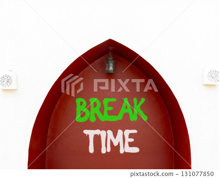 Break time symbol. Concept word Break time on beautiful white and red wall. Beautiful white and red wall background. Business break time concept. Copy space. Break time symbol. Concept word Break time on beautiful white and red wall. Beautiful white and red wall background. Business break time concept. Copy space. 131077850