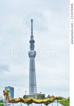 Golden Dragon Dance at the Matsuchiyama Opening Ceremony and the Shoden Festival Special Commemorative Festival, Tokyo Golden Dragon Dance at the Matsuchiyama Opening Ceremony and the Shoden Festival Special Commemorative Festival, Tokyo 131078446